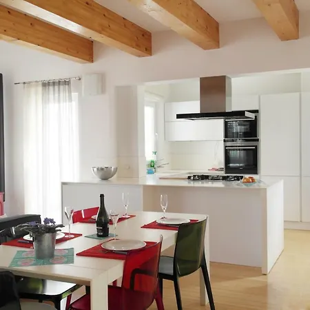 Apartment Penthouse Eva *
